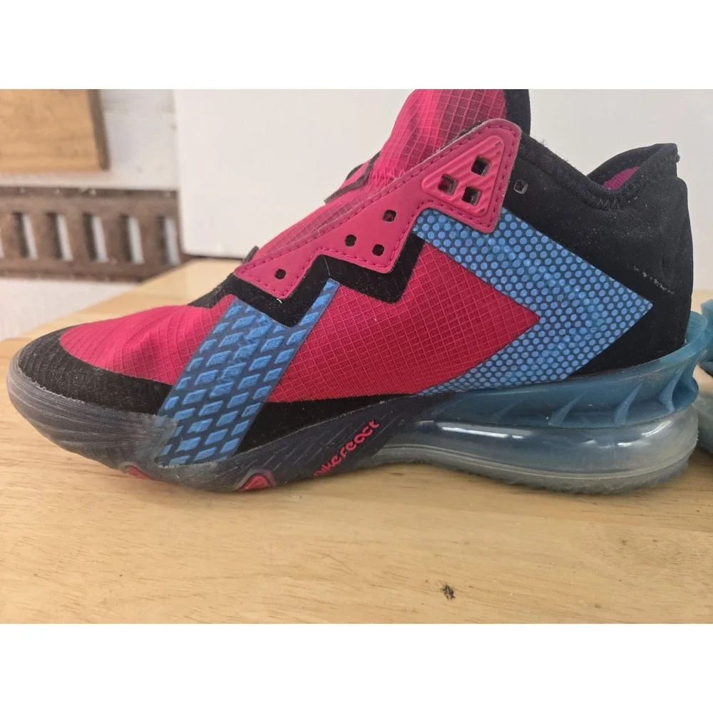 Nike Lebron XVIII Low Fireberry 'Neon Nights' Sneakers‎ Size 3.5 Shoes No Laces